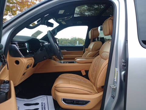 2023 Jeep Grand Wagoneer L Series III