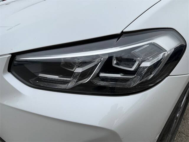 2023 BMW X4 xDrive30i