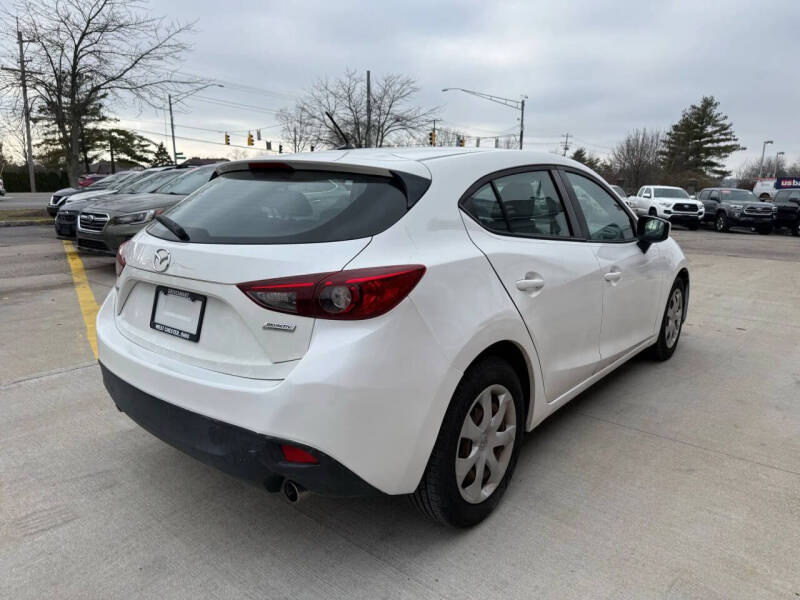 2015 Mazda MAZDA3 i Sport