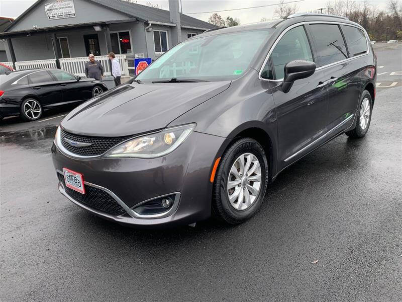 2019 Chrysler Pacifica Touring L