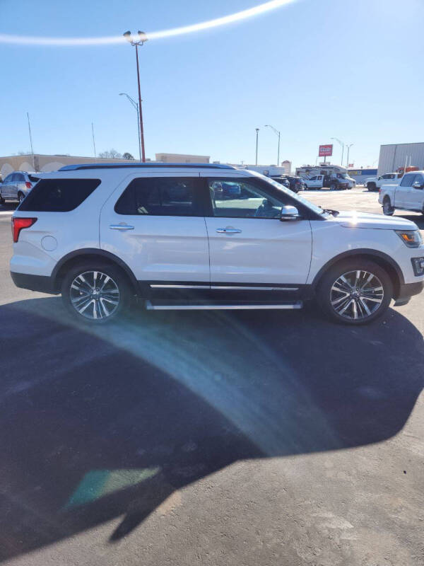 2016 Ford Explorer Platinum