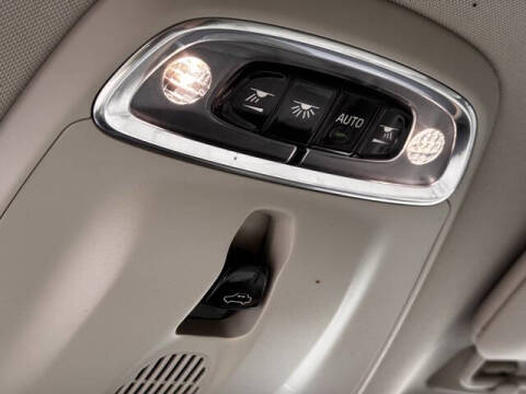 2021 Volvo XC90 T6 Momentum 7-Passenger