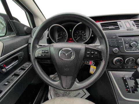 2013 Mazda MAZDA5 Sport