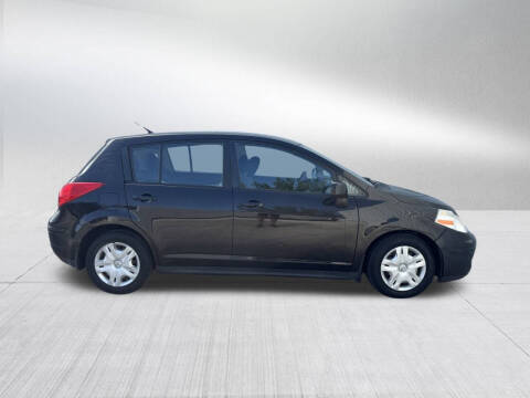 2011 Nissan Versa 1.8 S