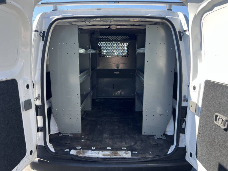 2017 Chevrolet City Express LS