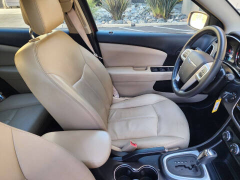 2011 Chrysler 200 Limited