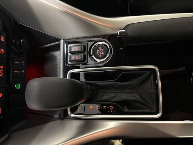 2025 Mitsubishi Eclipse Cross LE