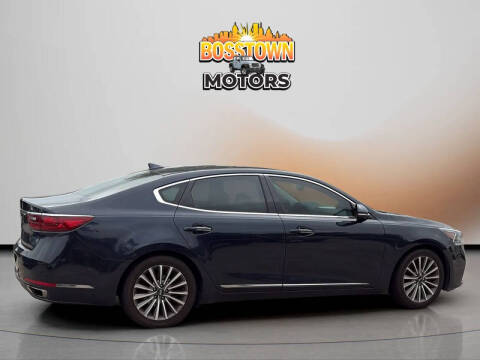 2017 Kia Cadenza Premium