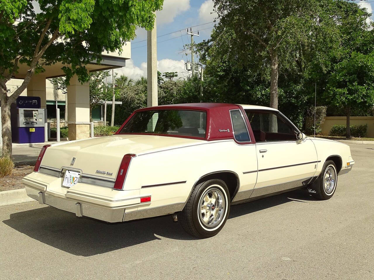 1985 Oldsmobile Cutlass Supreme 5