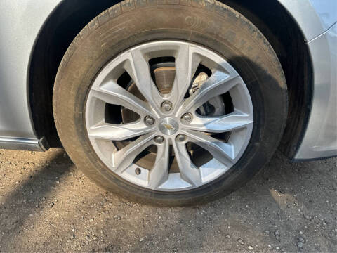 2022 Chevrolet Malibu LT