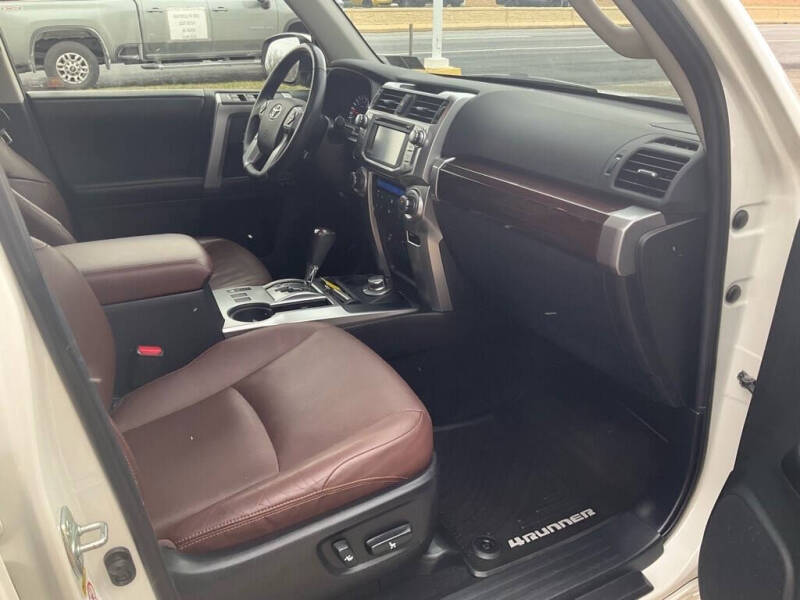 2016 Toyota 4Runner SR5