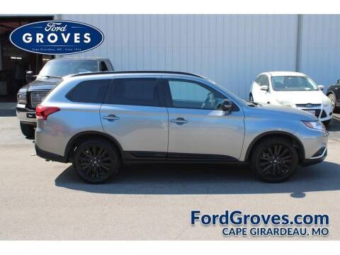 2020 Mitsubishi Outlander for sale at Ford Groves in Cape Girardeau MO