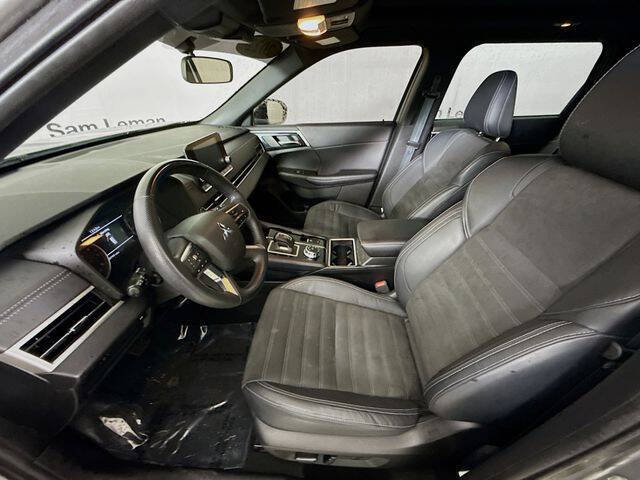 2022 Mitsubishi Outlander SE