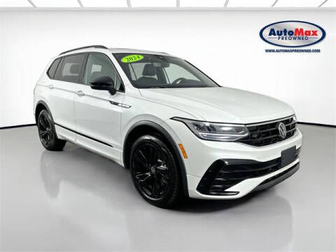 2024 Volkswagen Tiguan SE R-Line Black