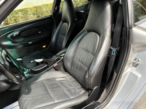 2000 Porsche 911 Carrera