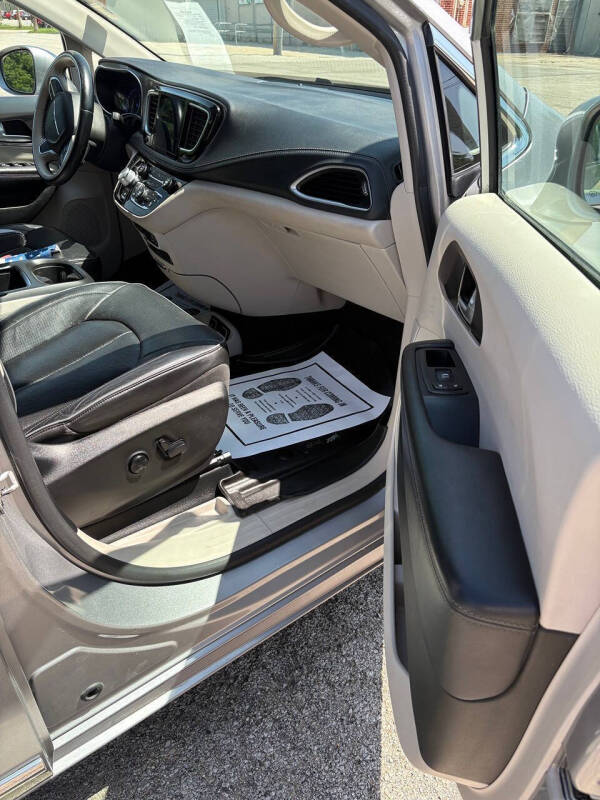 2017 Chrysler Pacifica Limited