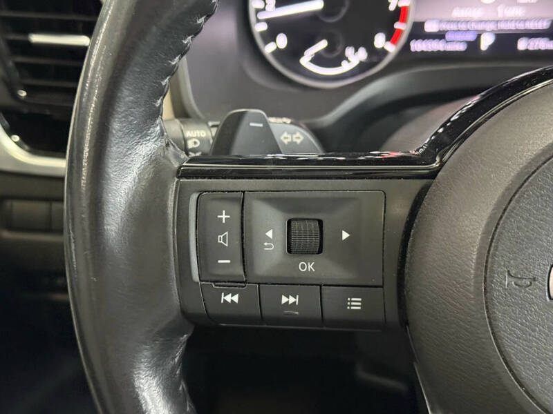 2022 Nissan Rogue SL