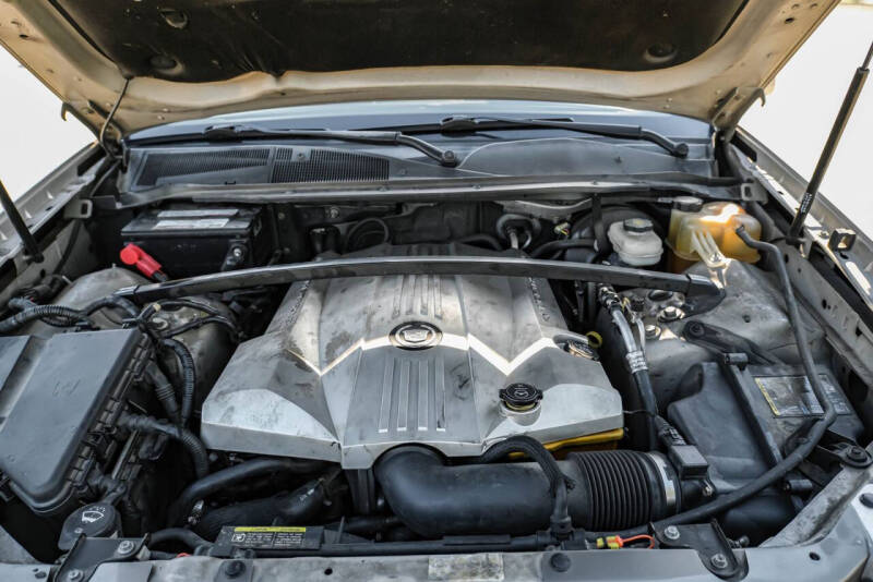 2004 Cadillac SRX