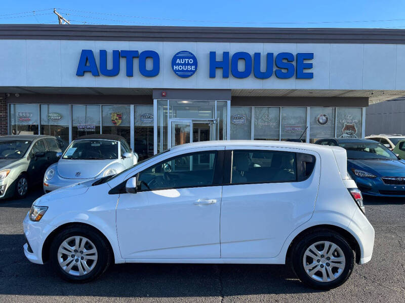 2017 Chevrolet Sonic LT Auto Fleet