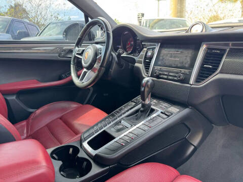 2017 Porsche Macan GTS