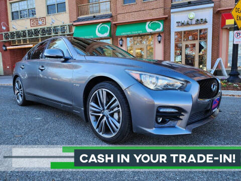 2014 Infiniti Q50 Hybrid for sale at H & R Auto in Arlington VA