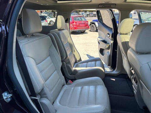 2017 GMC Acadia Denali