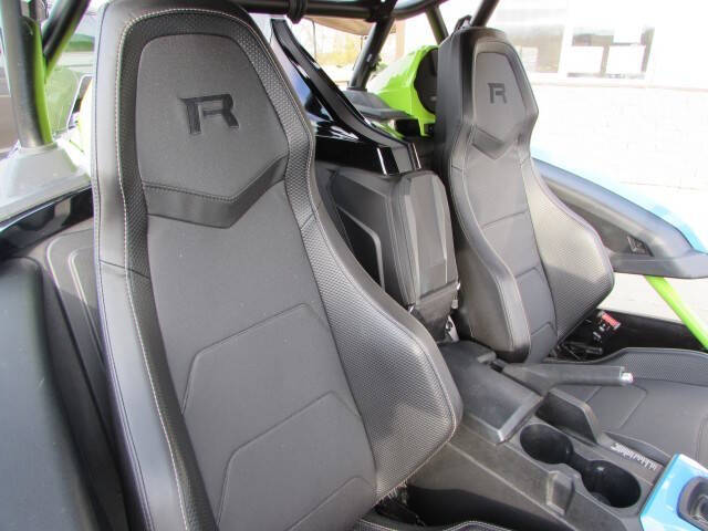 2023 Polaris Slingshot