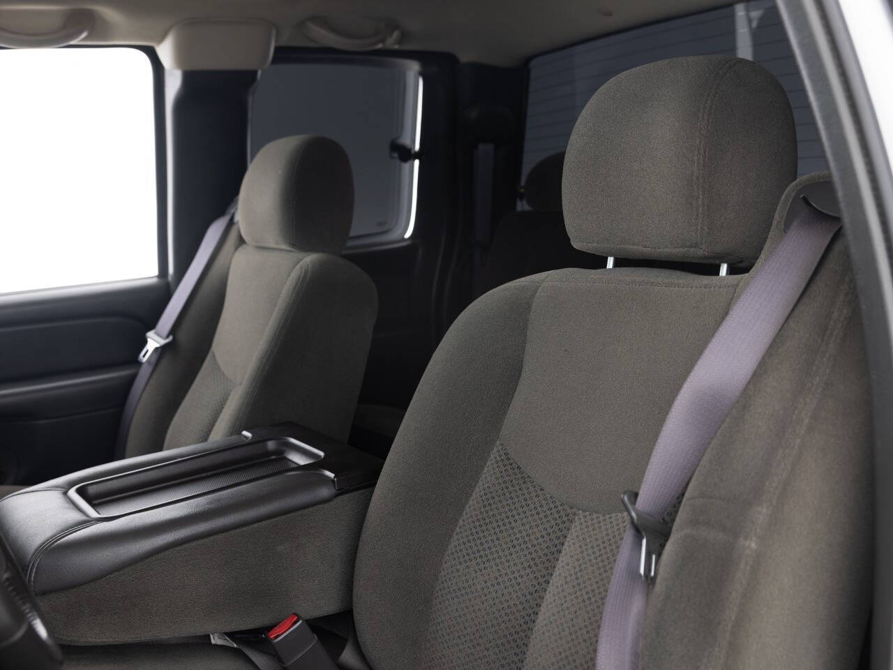 Used Car 2005 Chevrolet Silverado 2500hd  Lt 4dr Extended Cab 4wd Sb For Sale Under $20,000 In Coal City, Illinois