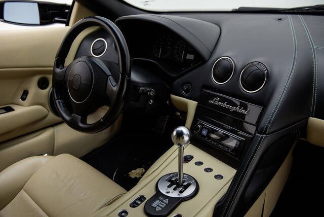 2004 Lamborghini Murcielago