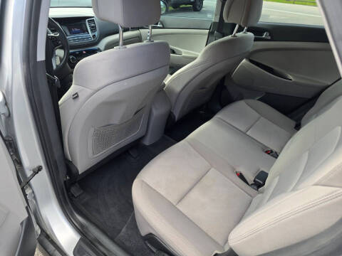 2016 Hyundai Tucson SE