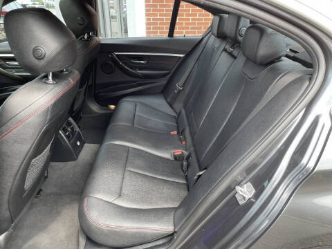 2017 BMW 3 Series 330i