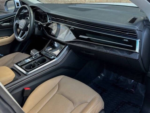 2025 Audi Q8 quattro Premium Plus 55 TFSI