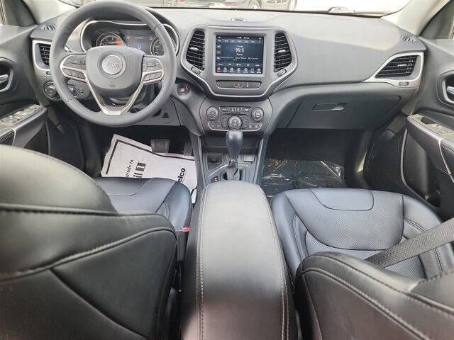 2022 Jeep Cherokee Latitude Lux