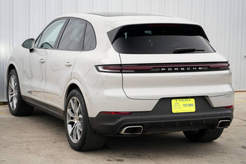 2024 Porsche Cayenne