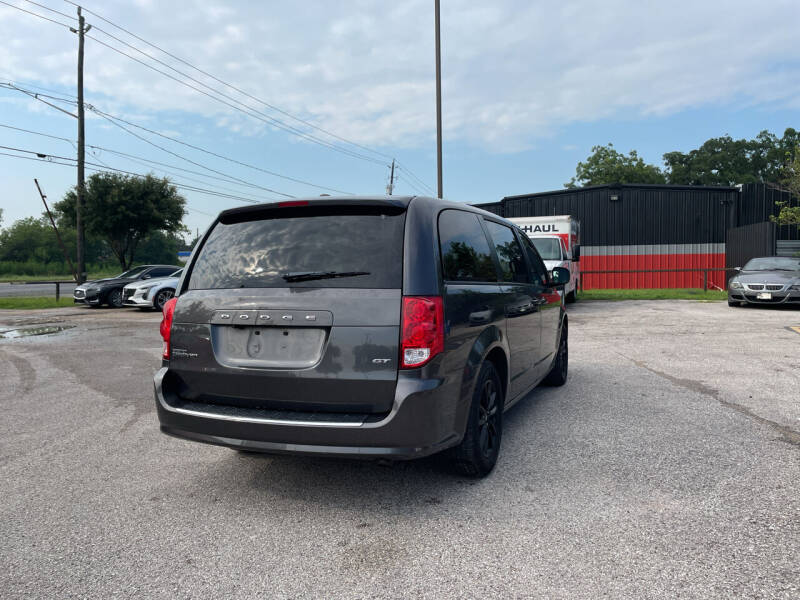 2020 Dodge Grand Caravan GT
