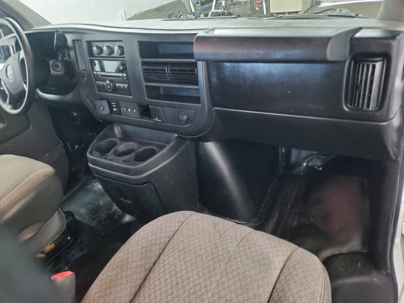 2015 GMC Savana 2500