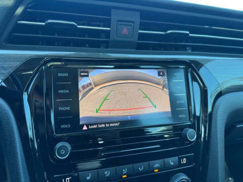 2020 Volkswagen Passat R-Line