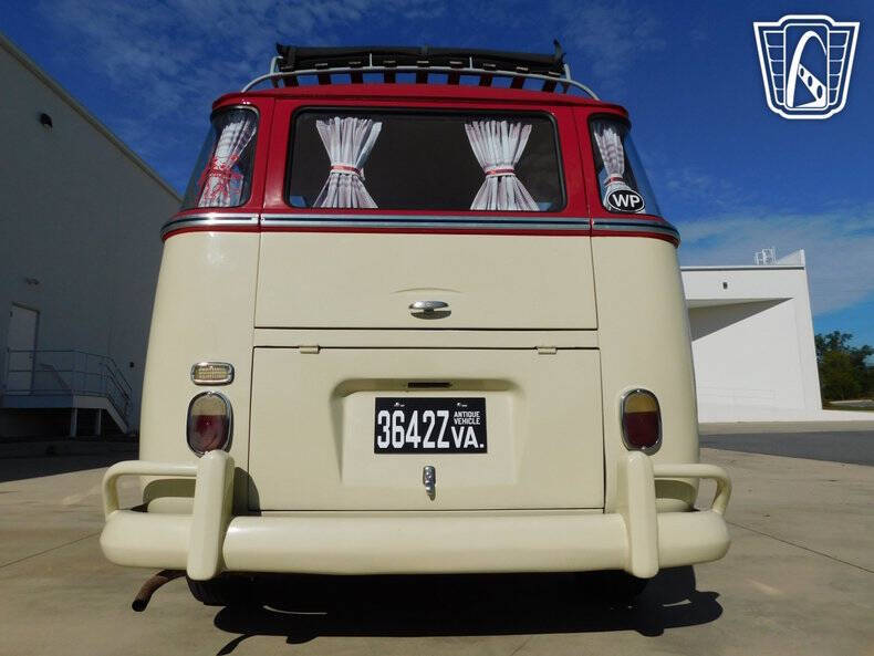1975 Volkswagen Type 2