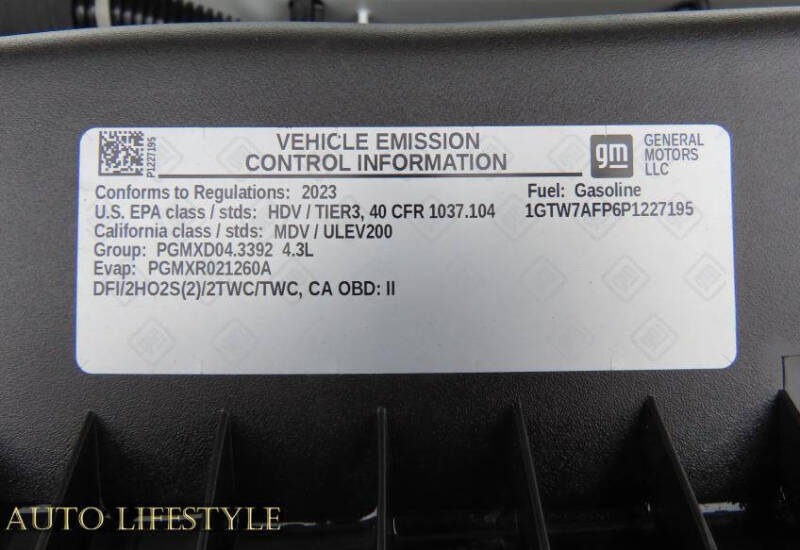 2023 GMC Savana 2500