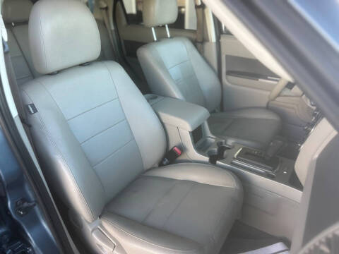 2011 Ford Escape XLT