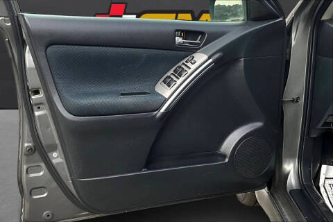 2005 Toyota Matrix XR