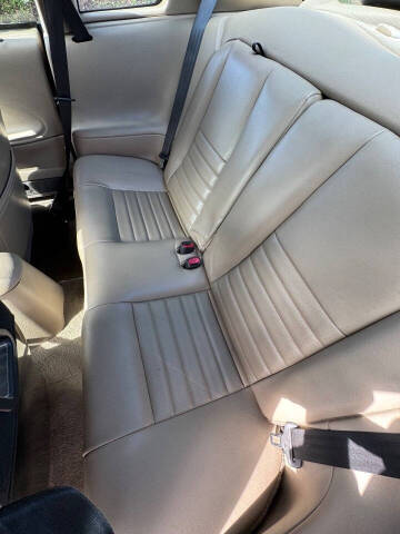 2004 Ford Mustang GT Deluxe