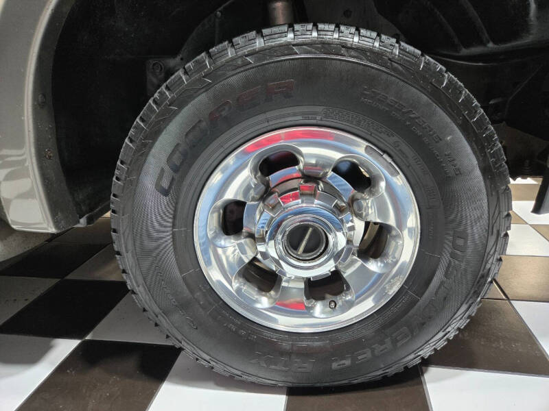 2004 Ford Excursion Limited