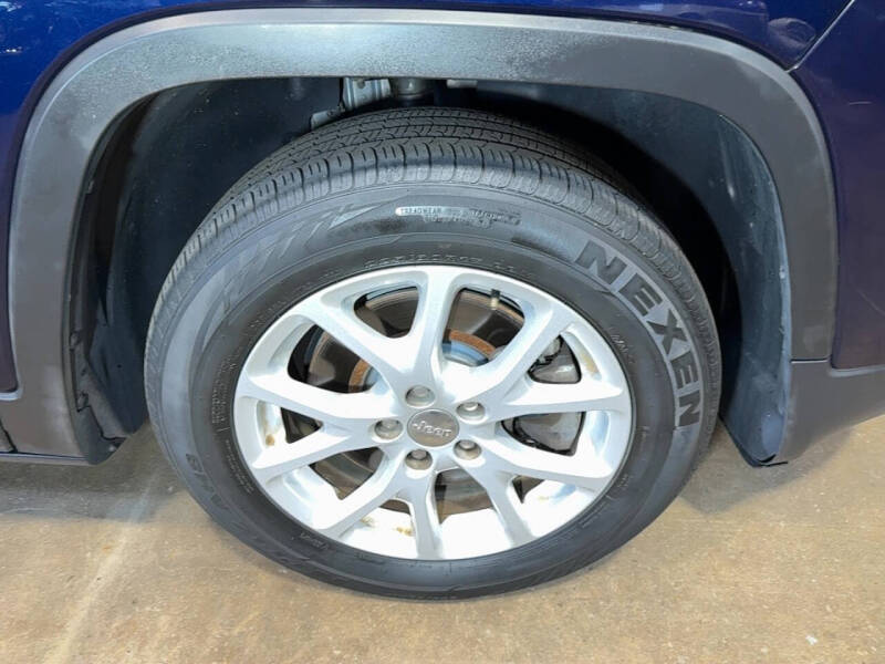 2015 Jeep Cherokee Sport