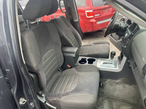 2011 Nissan Pathfinder S