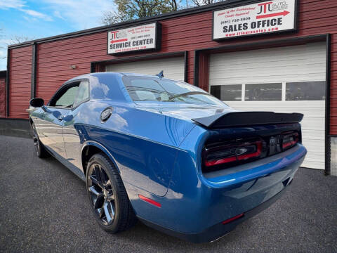 2020 Dodge Challenger SXT