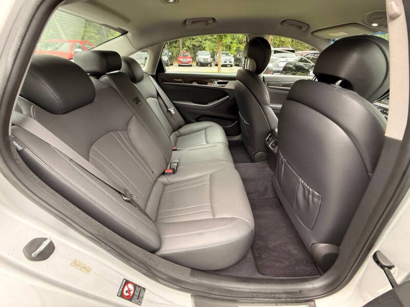 2015 Hyundai Genesis