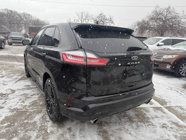 2021 Ford Edge