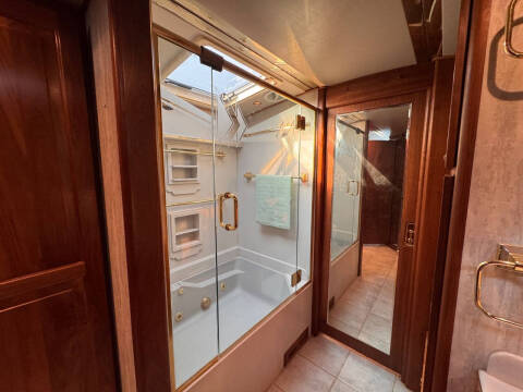 1997 MCI Custom Coach