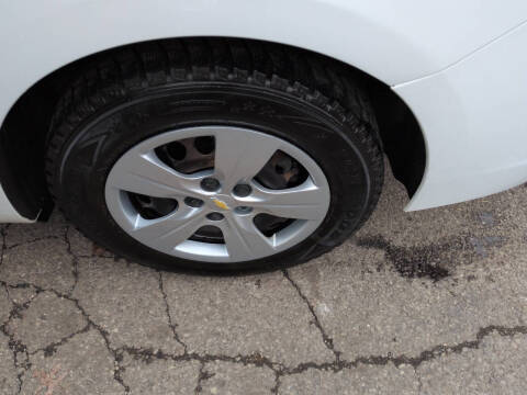 2017 Chevrolet Cruze LS Auto